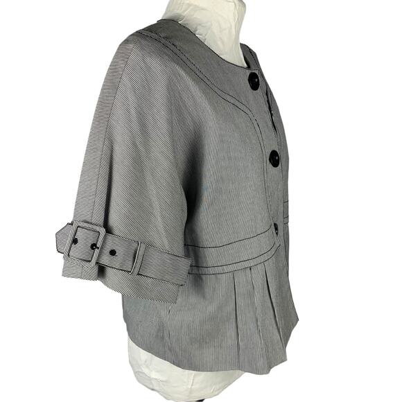 Kenneth Cole Reaction Short Sleeve Blazer Women 12 Pin Stripe Business Casual - Picture 2 of 12